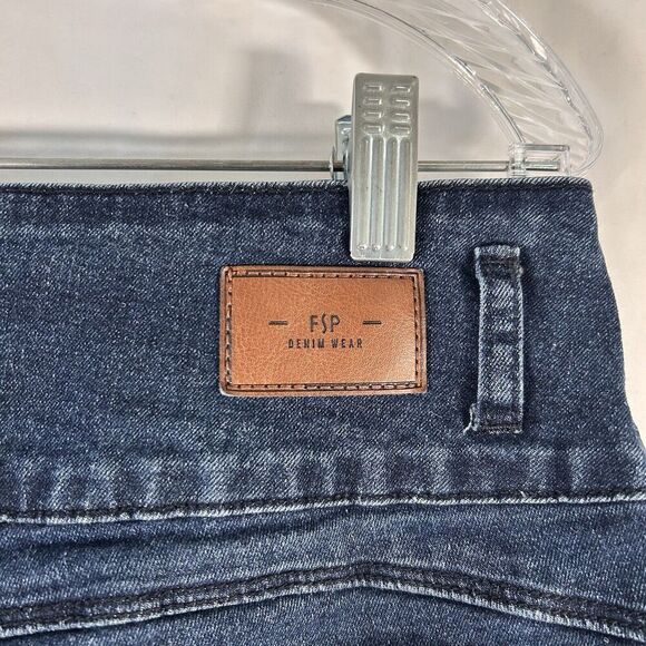FSP Denim Wear Jean Shorts Women's Size 40 Dark Wash Denim Button Zip - Picture 6 of 8
